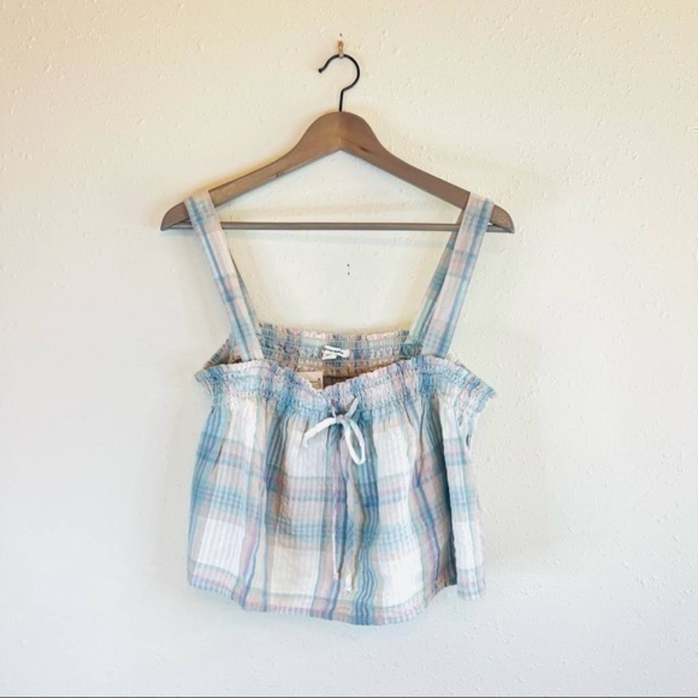 American Eagle crop top